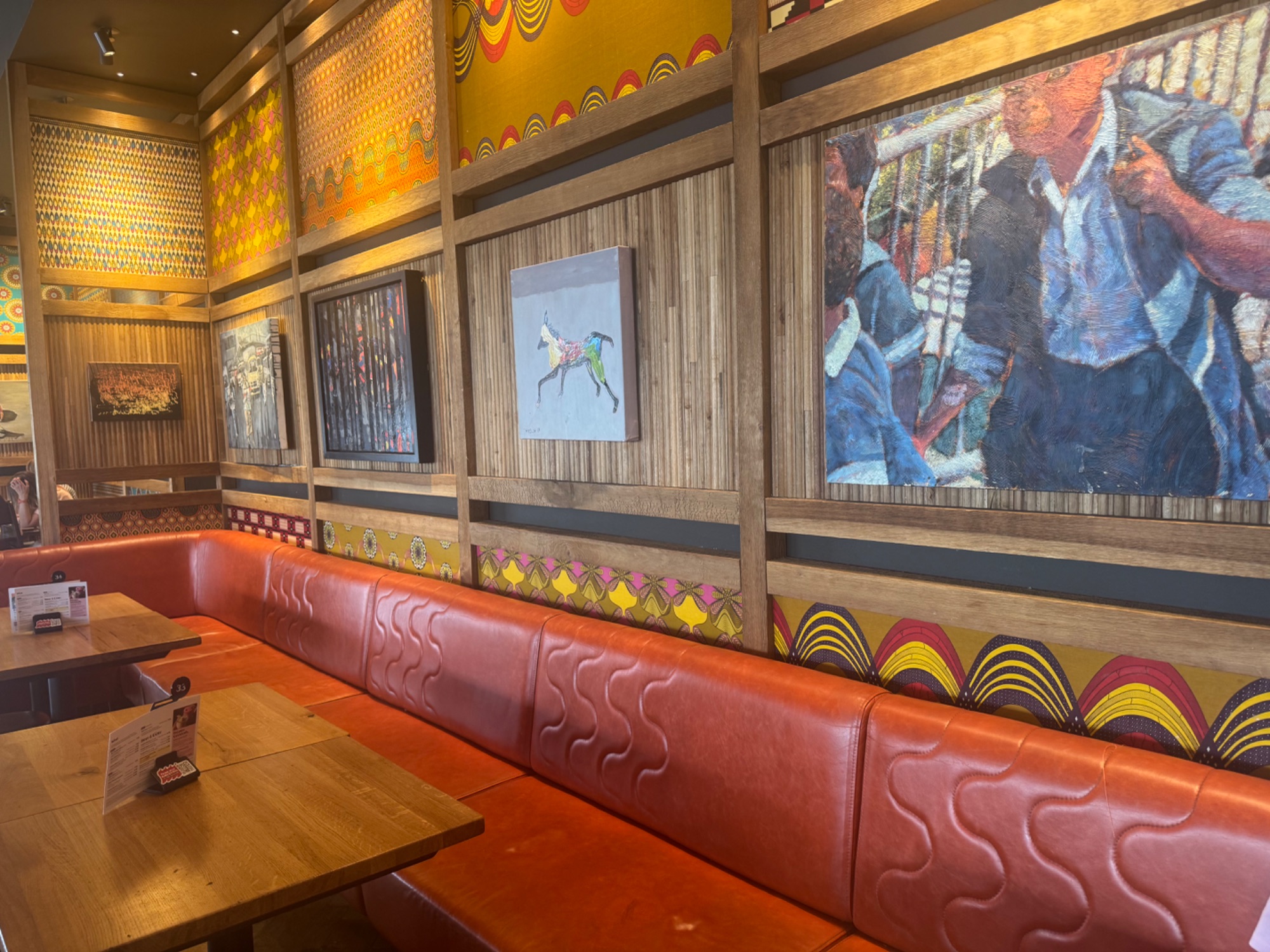 Nandos