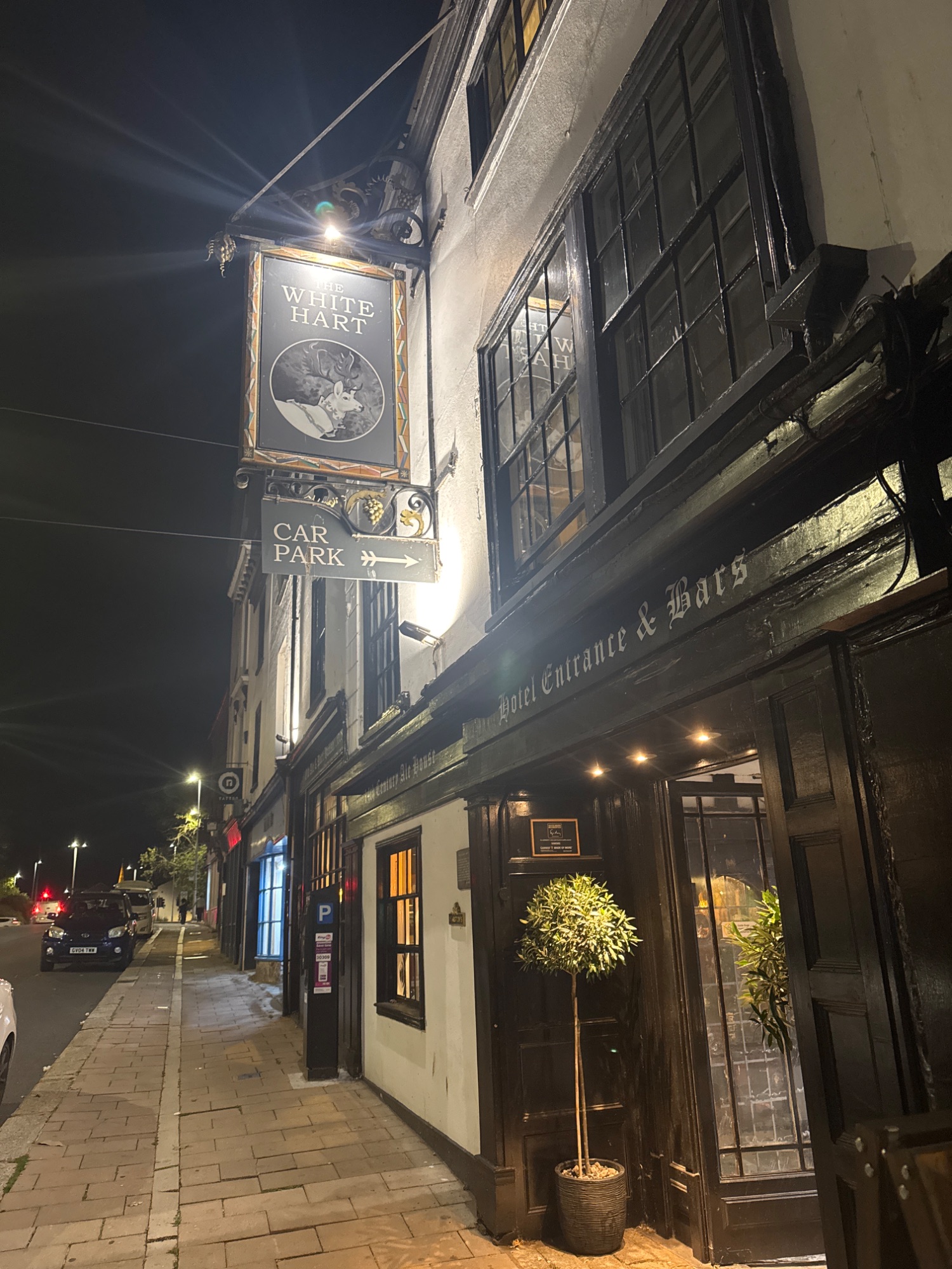 The White Hart Inn