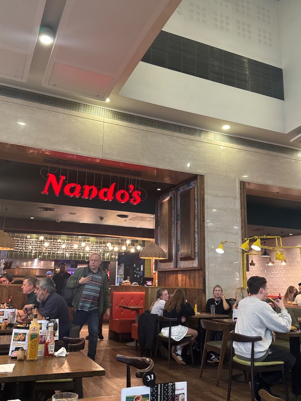 Nandos