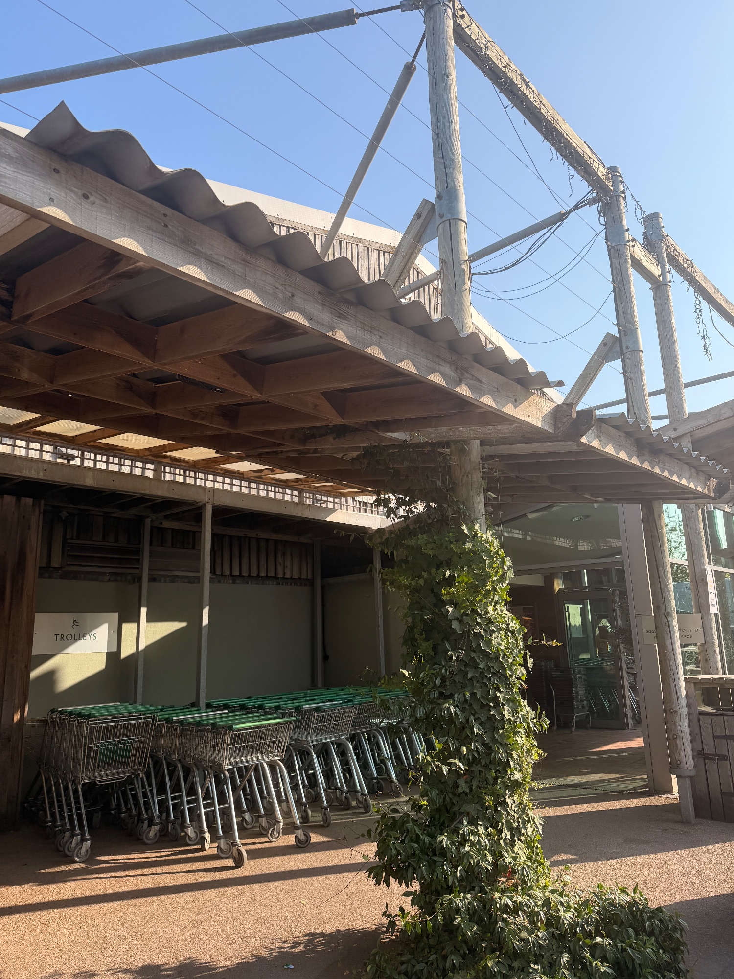 Darts Farm