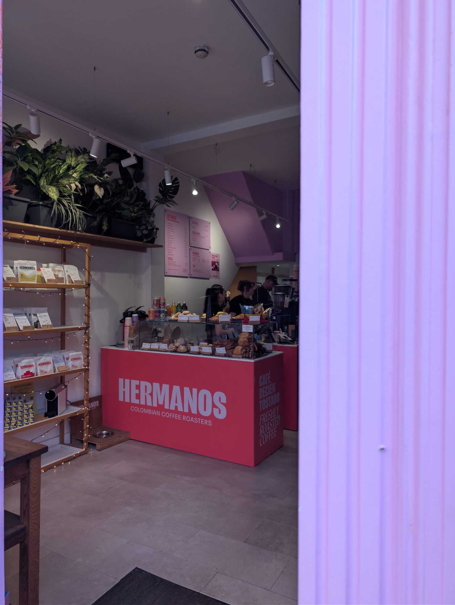 Hermanos Colombian Coffee Roasters